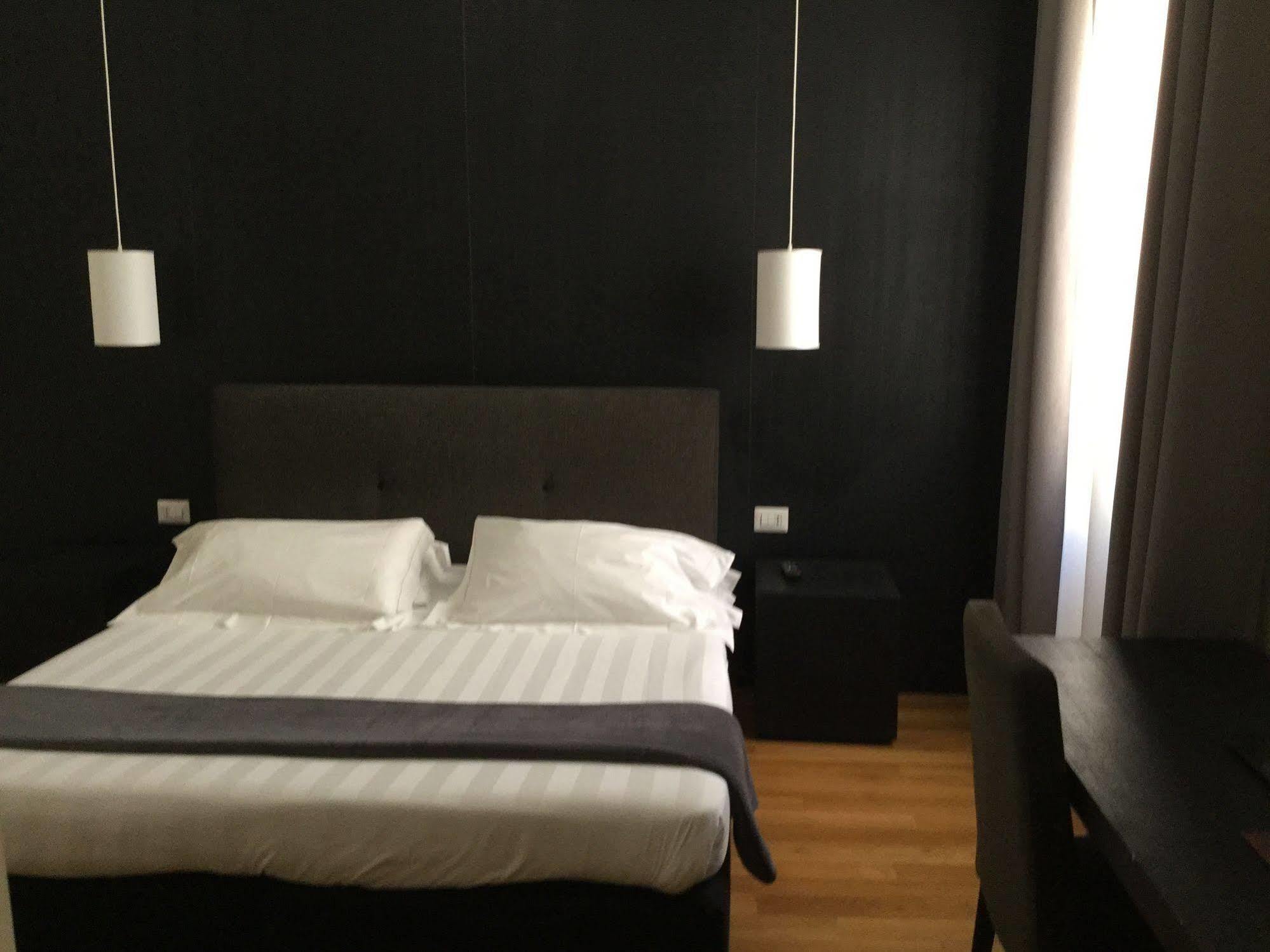 Rhome Terminal Guest House Ρώμη Εξωτερικό φωτογραφία