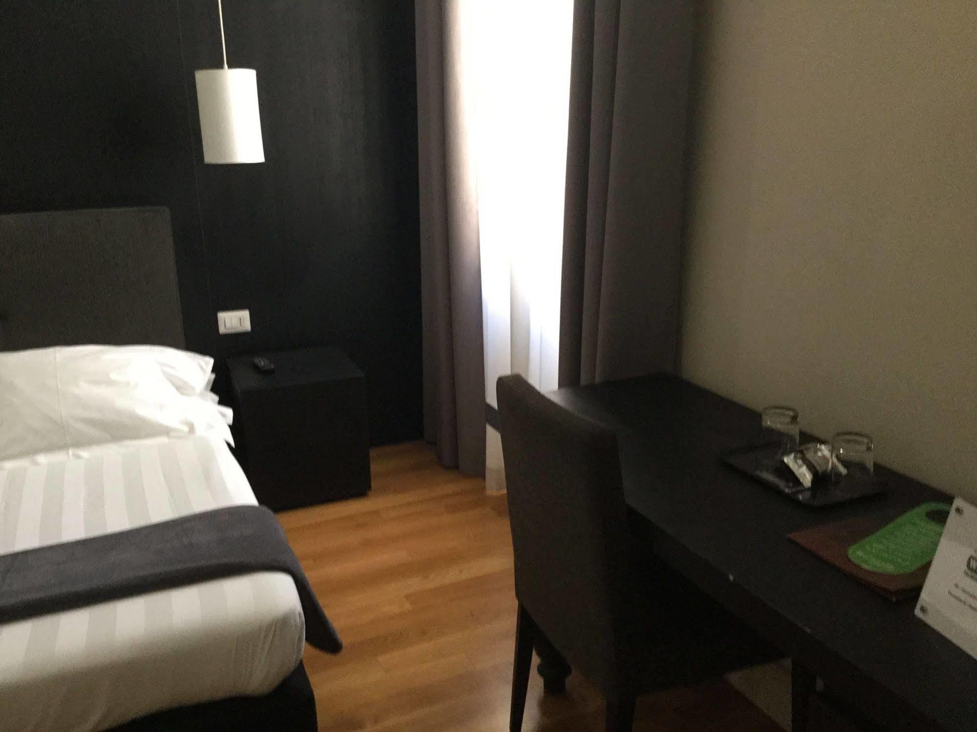 Rhome Terminal Guest House Ρώμη Εξωτερικό φωτογραφία